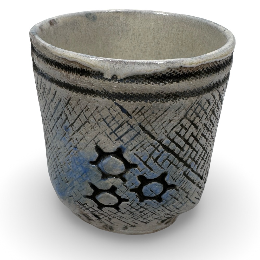 Hesselbarth Signed Studio Pottery Handcrafted Sgraffito Stoneware Cup Grey Blue